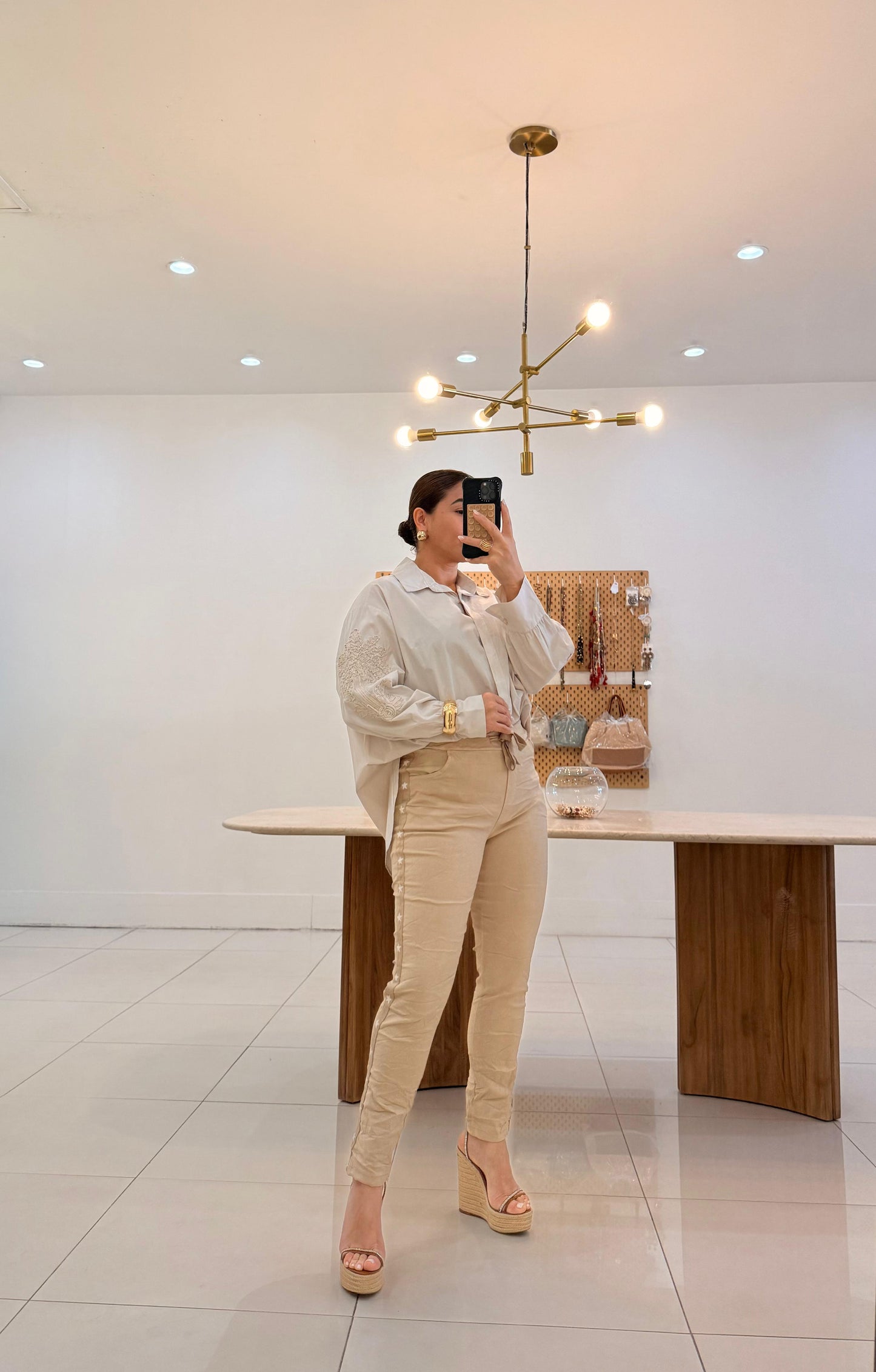 Blusa Floral de Manga Larga